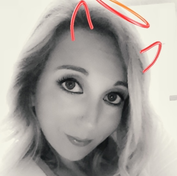 Meet your Posher, Megan - Picture 1 of 1